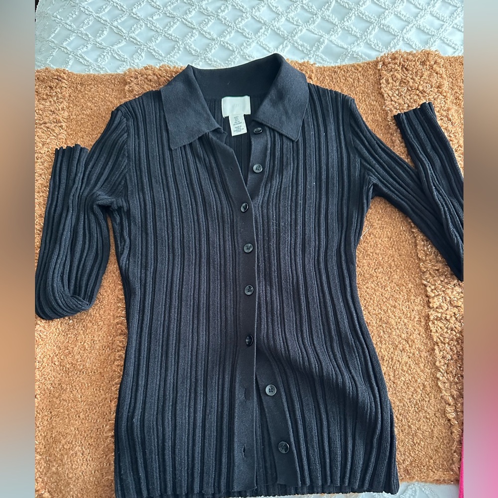 H&M buttonn up collar cardi